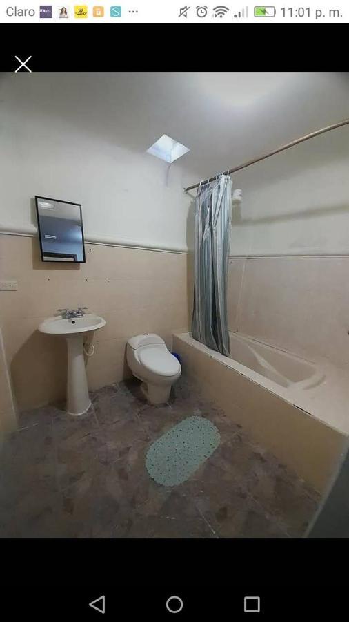 Huellas Hostal Антигуа-Гватемала Экстерьер фото