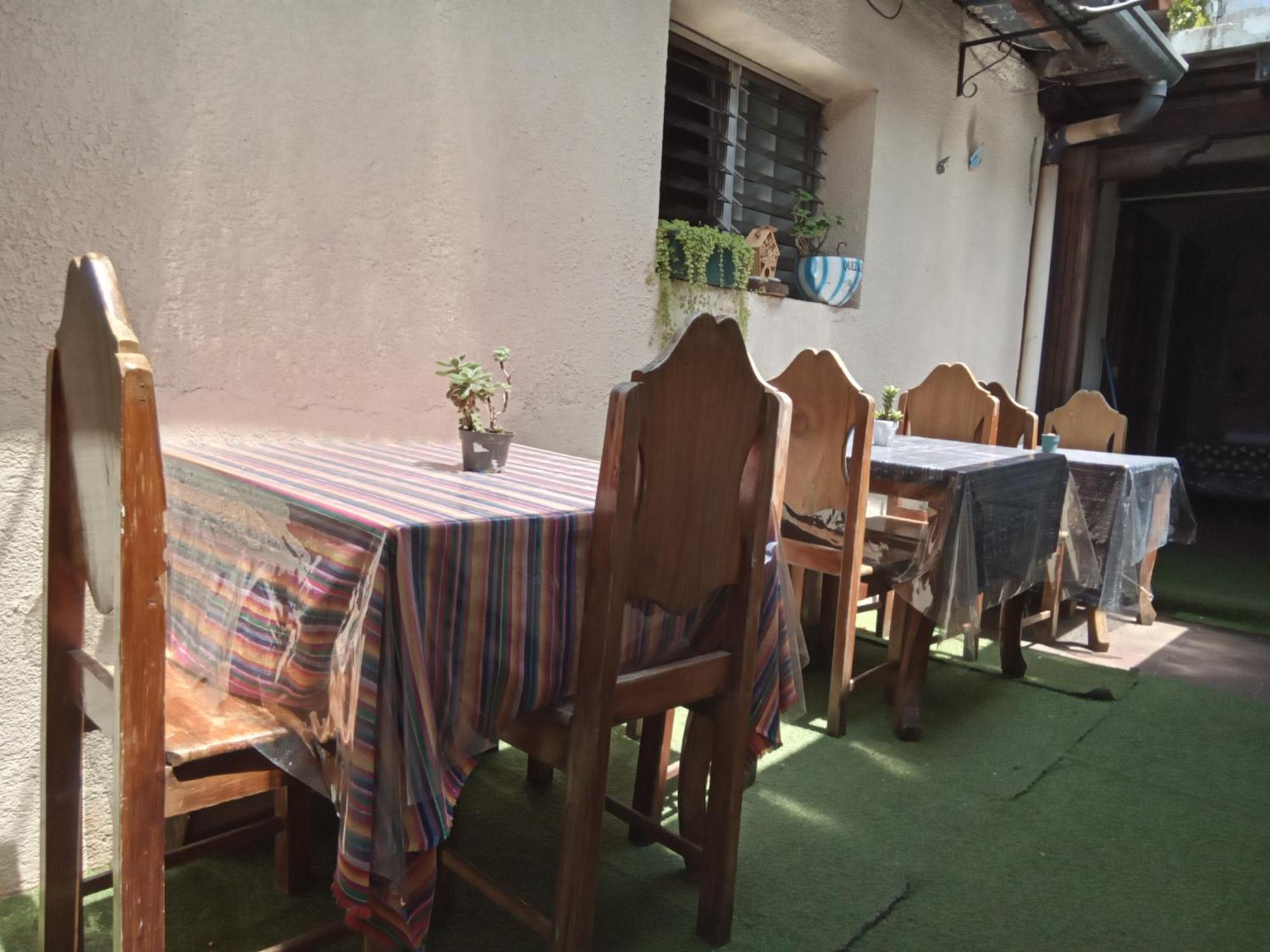Huellas Hostal Антигуа-Гватемала Экстерьер фото